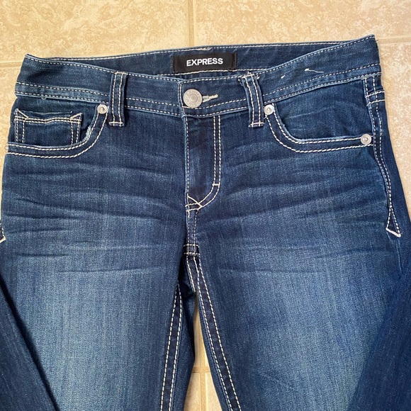 NWOT Express Jeans - Picture 3 of 7